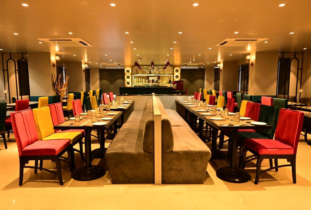 Hotel Deccan Royaale, Shivajinagar Púna Kültér fotó
