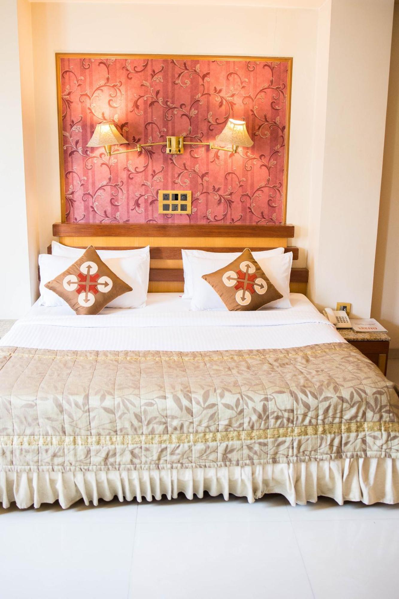 Hotel Deccan Royaale, Shivajinagar Púna Kültér fotó